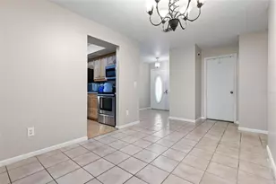 15648 Bear Creek Dr, Tampa, FL 33624 - Photo 7