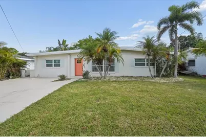 6765 W Flamingo Way S, Saint Petersburg, FL 33707 - Photo 1
