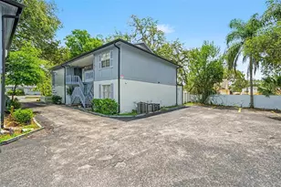 9208 N Connechusett Rd, Tampa, FL 33617 - Photo 29