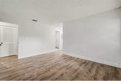 9208 N Connechusett Road #C, Tampa, FL 33617 - Photo 15