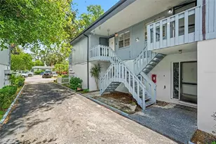 9208 N Connechusett Rd, Tampa, FL 33617 - Photo 3