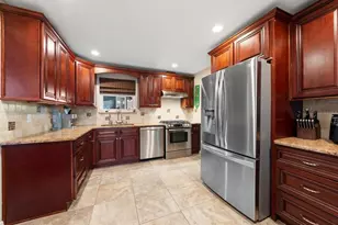 11311 Linbanks Pl, Tampa, FL 33617 - Photo 27