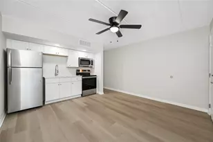 8012 Blind Pass Rd, Saint Petersburg, FL 33706 - Photo 3