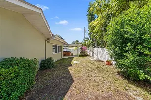12196 145th St, Largo, FL 33774 - Photo 11