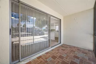 7950 Blind Pass Rd, Saint Petersburg, FL 33706 - Photo 11