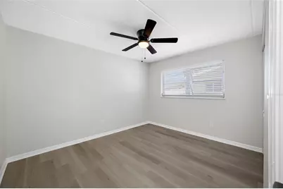 7950 Blind Pass Road #4, Saint Petersburg, FL 33706 - Photo 23
