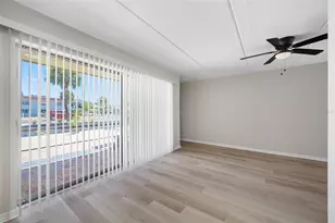 7950 Blind Pass Rd, Saint Petersburg, FL 33706 - Photo 3