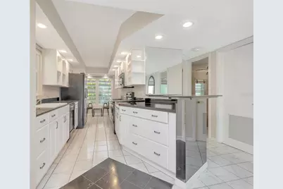 7871 Sailboat Key Boulevard S #108, Saint Petersburg, FL 33707 - Photo 3