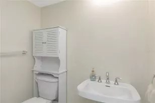 7871 Sailboat Key Blvd S, Saint Petersburg, FL 33707 - Photo 23
