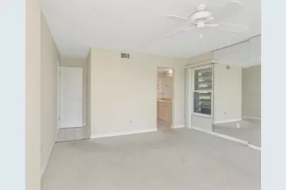 7871 Sailboat Key Boulevard S #108, Saint Petersburg, FL 33707 - Photo 15