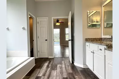 18111 Sugar Brooke Drive, Tampa, FL 33647 - Photo 21