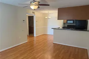 220 Lake Parsons Green, Brandon, FL 33511 - Photo 3