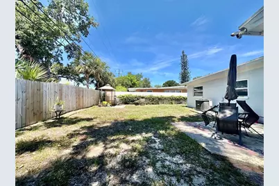126 11th Avenue SW, Largo, FL 33770 - Photo 19
