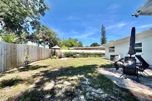 126 11th Ave SW, Largo, FL 33770 - Photo 19