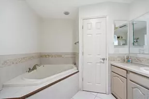 1680 Fox Rd, Clearwater, FL 33764 - Photo 47