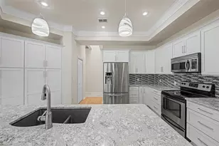 5183 Golf Club Ln, Spring Hill, FL 34609 - Photo 9