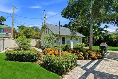 871 17th Avenue N, Saint Petersburg, FL 33704 - Photo 23