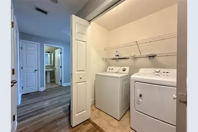 526 101st Avenue N, Saint Petersburg, FL 33702 - Photo 15