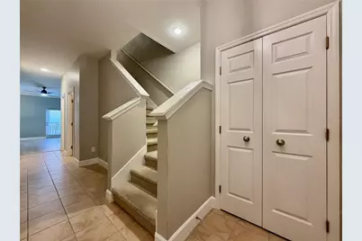 526 101st Avenue N, Saint Petersburg, FL 33702 - Photo 5