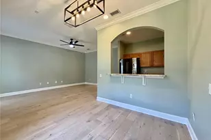 526 101st Ave N, Saint Petersburg, FL 33702 - Photo 9