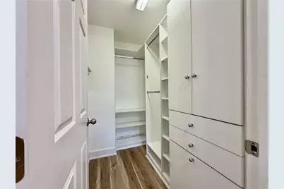 526 101st Avenue N, Saint Petersburg, FL 33702 - Photo 21
