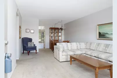 5090 Bay Street NE #121, Saint Petersburg, FL 33703 - Photo 3