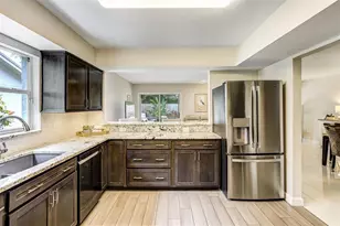 2575 Northfield Ln, Clearwater, FL 33761 - Photo 5