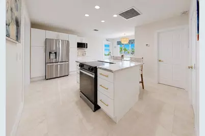 480 S Bayshore Drive, Madeira Beach, FL 33708 - Photo 9