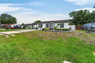 4711 W Lawn Ave, Tampa, FL 33611 - Photo 3