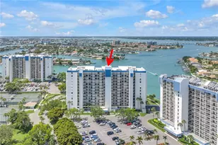 9425 Blind Pass Rd, Saint Pete Beach, FL 33706 - Photo 31