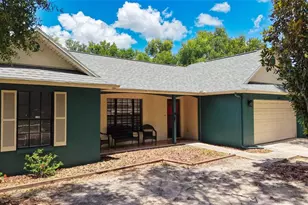 1048 Malletwood Dr, Brandon, FL 33510 - Photo 3