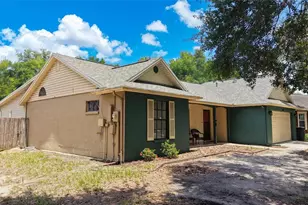 1048 Malletwood Dr, Brandon, FL 33510 - Photo 5