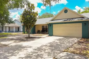 1048 Malletwood Dr, Brandon, FL 33510 - Photo 7