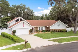 1516 Teakwood Dr, Plant City, FL 33563 - Photo 5