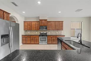 440 Westchester Hills Ln, Valrico, FL 33594 - Photo 27
