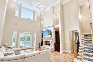 2280 MacKenzie Ct, Clearwater, FL 33765 - Photo 5