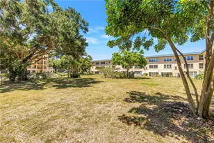 5750 80th Street N, Saint Petersburg, FL 33709 - Photo 11
