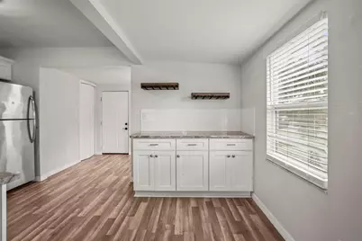 2601 16th Avenue N, Saint Petersburg, FL 33713 - Photo 11