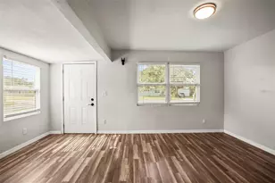 2601 16th Ave N, Saint Petersburg, FL 33713 - Photo 5