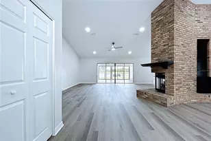2881 Hammock Dr, Plant City, FL 33566 - Photo 15