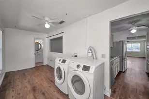 5725 80th St N, Saint Petersburg, FL 33709 - Photo 13