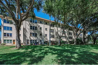 5725 80th Street N #315, Saint Petersburg, FL 33709 - Photo 25
