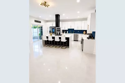 452 Bath Club Boulevard N, North Redington Beach, FL 33708 - Photo 5