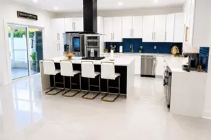 452 Bath Club Blvd N, North Redington Beach, FL 33708 - Photo 5