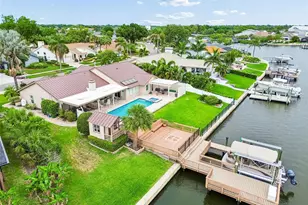 4147 Saltwater Blvd, Tampa, FL 33615 - Photo 9