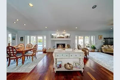 4147 Saltwater Boulevard, Tampa, FL 33615 - Photo 9