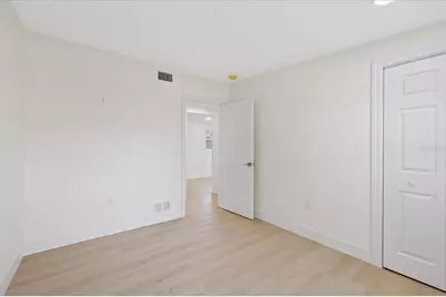4104 W Montgomery Terrace, Tampa, FL 33616 - Photo 5