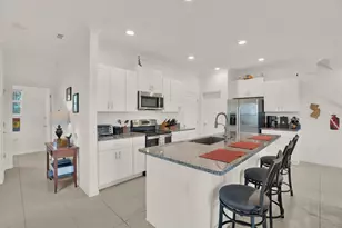 8852 Gallantree Pl, Land O Lakes, FL 34637 - Photo 5