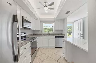 3981 Maceachen Blvd, Sarasota, FL 34233 - Photo 9
