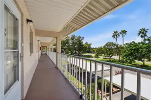 3981 Maceachen Blvd, Sarasota, FL 34233 - Photo 5